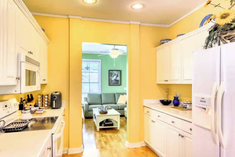 Bay Breeze - fully stocked kitchen with stove, refrigerator, microwave, disposal, and dishwasher