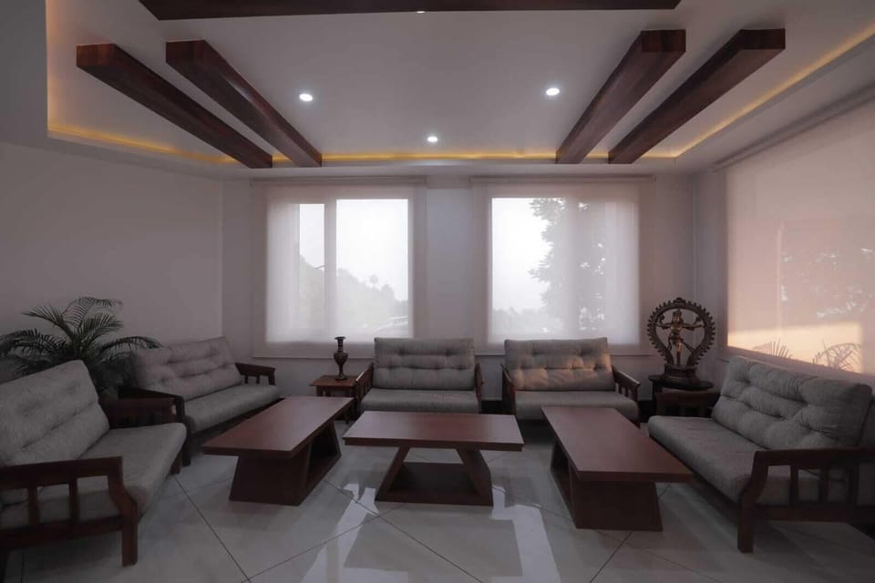 Comfort Room, Mountain View | Living area