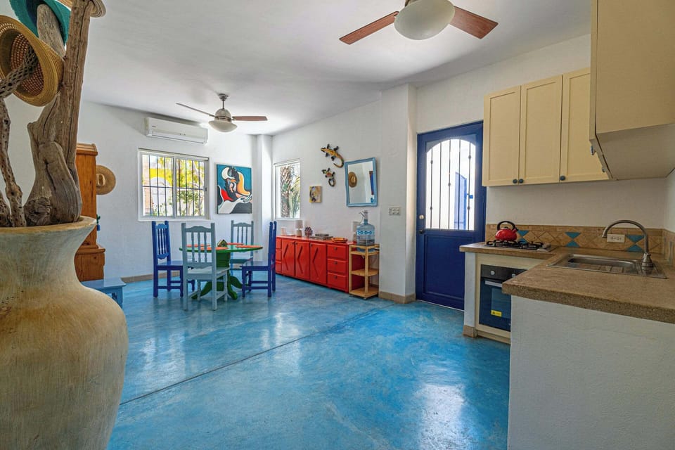 Kitchen / dinning room