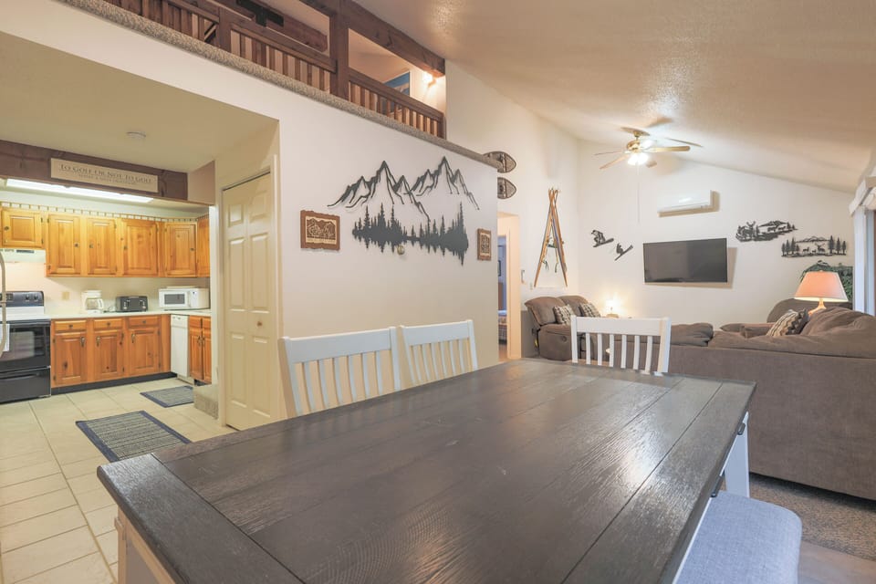 Kitchen, dining & living areas are open concept