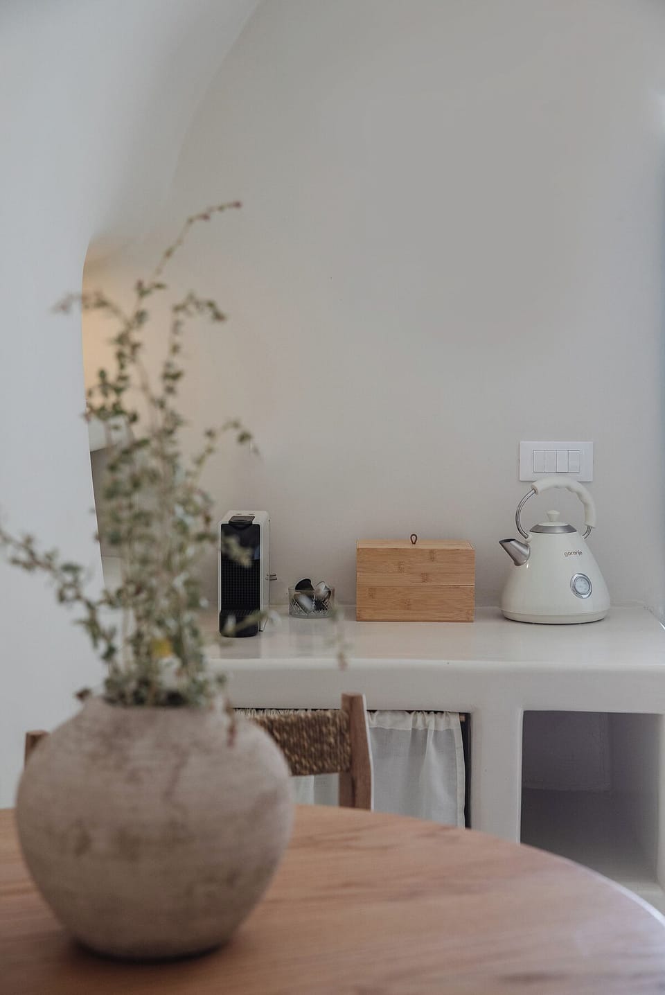 Deluxe Suite, 1 Queen Bed, Sea View | Private kitchenette | Mini-fridge, espresso maker, electric kettle, dining tables