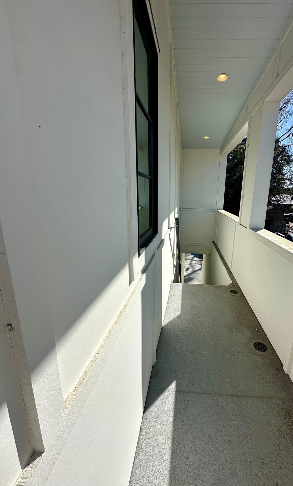Breezeway to entrance
