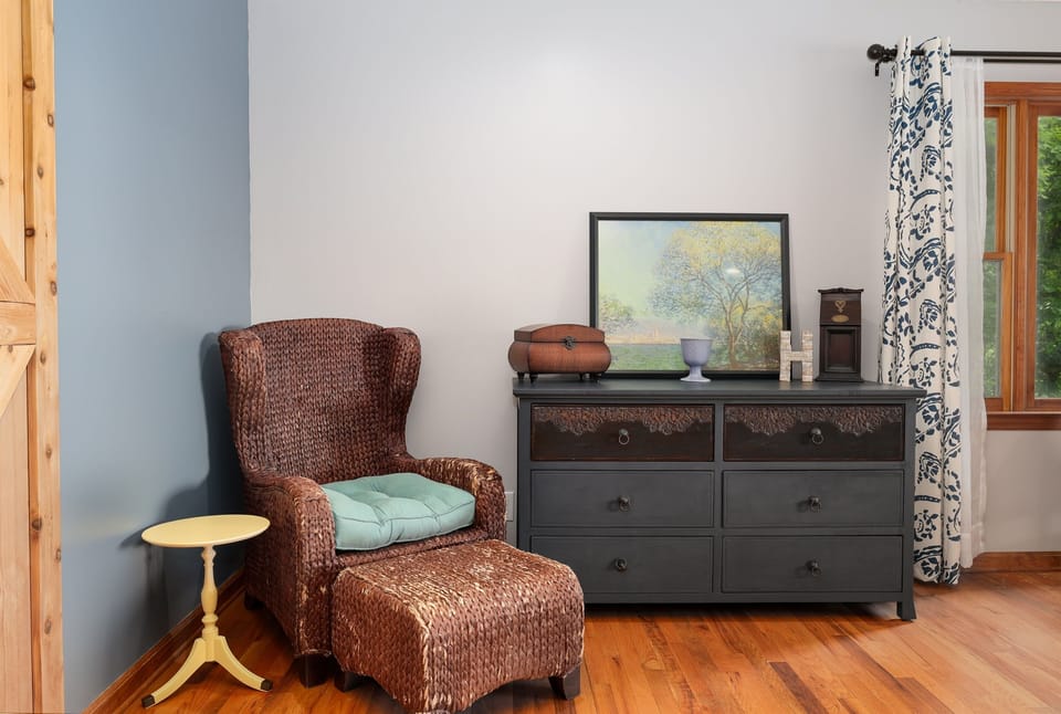Sitting Area