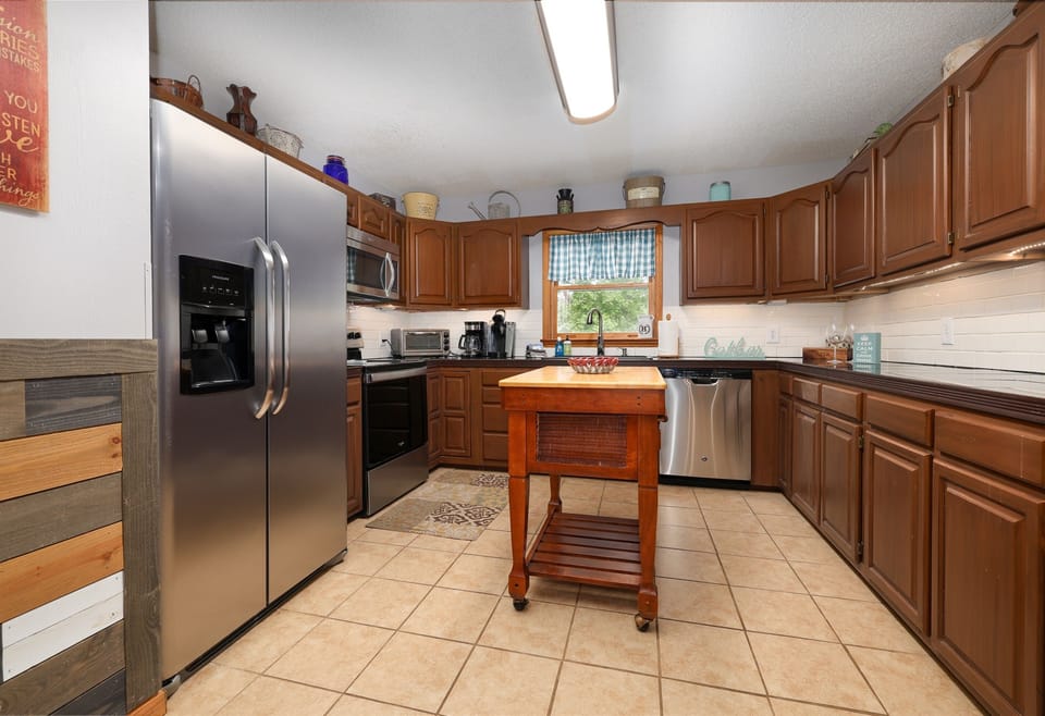 Full Kitchen