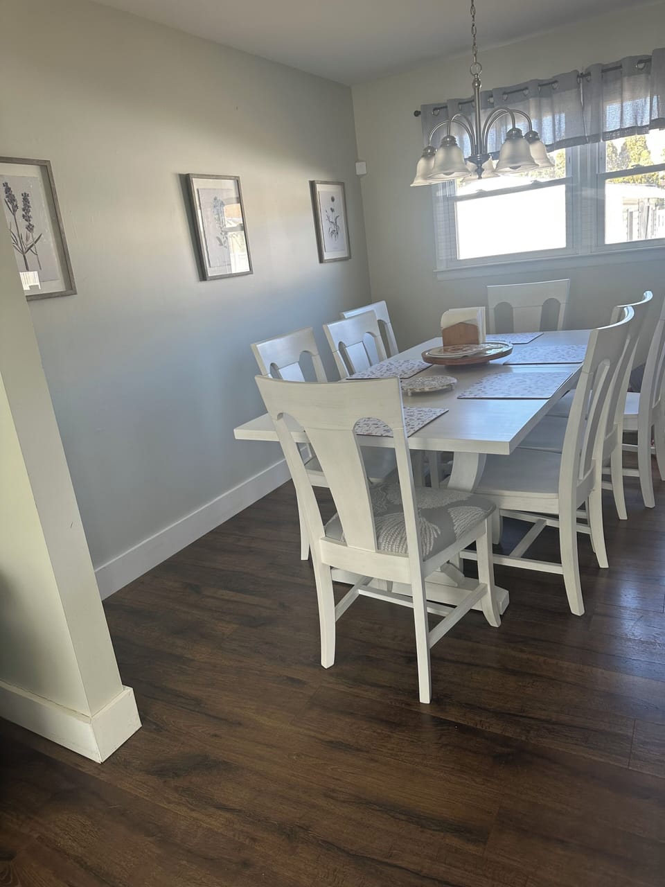 Kitchen Table seats 8-10