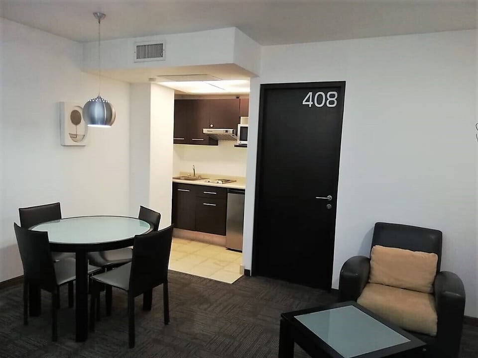 Standard Room | Living area | TV