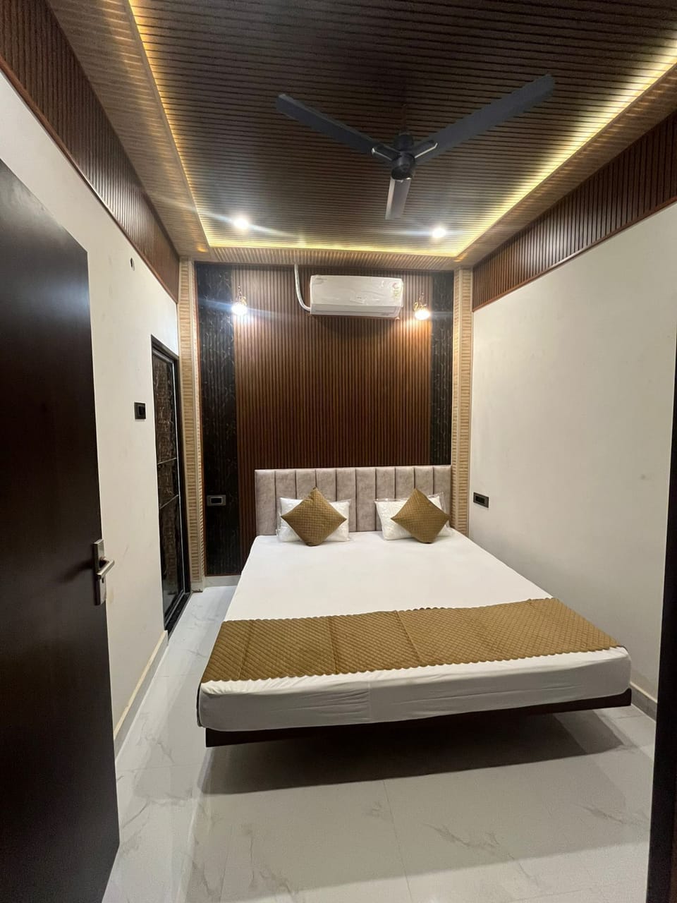 Superior Room | Soundproofing, free WiFi