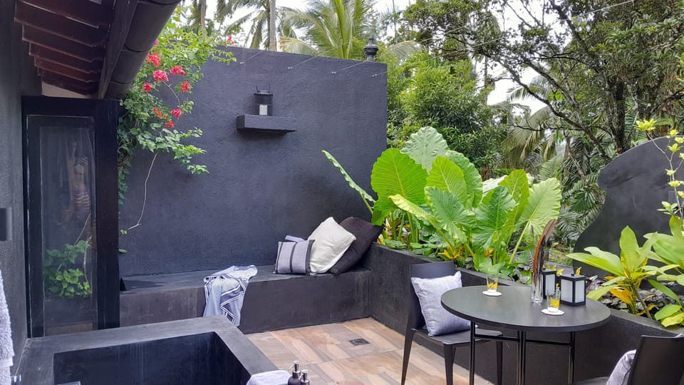 Deluxe Double Room, Garden View | Terrace/patio