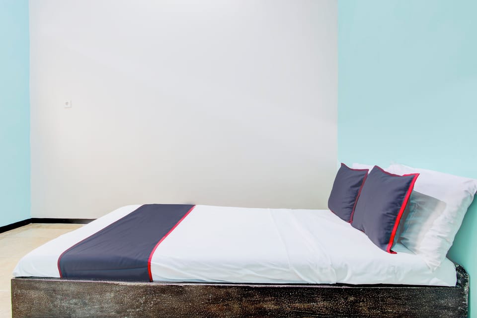 Standard Double Room | Bed sheets