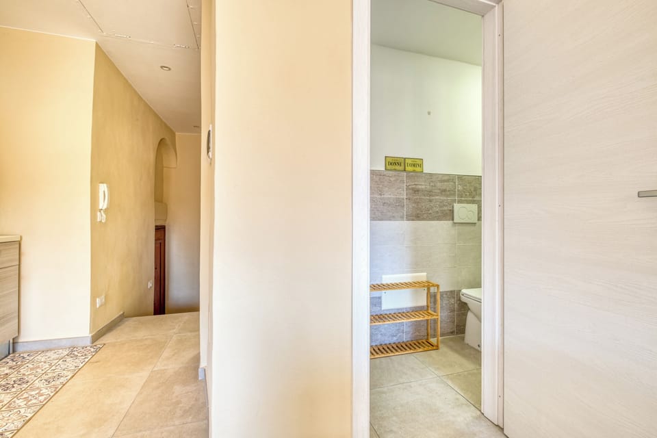 Standard Apartment, 2 Bedrooms, Microwave (Una Finestra sul Duomo) | Interior