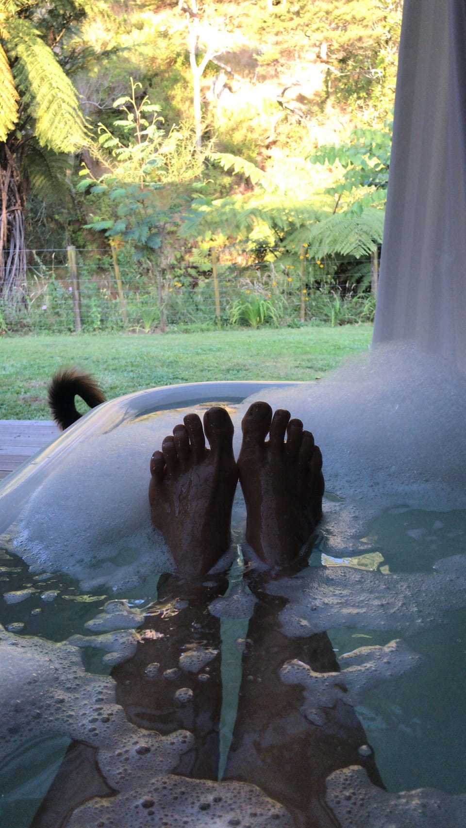 Outdoor spa tub