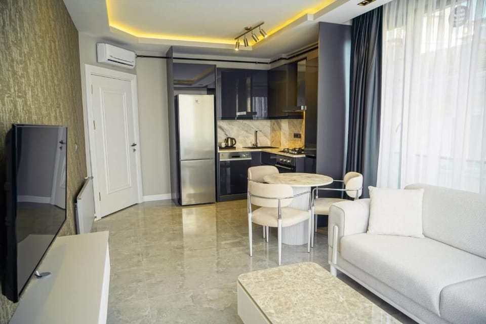 Junior Suite, Sea View | Soundproofing, free WiFi