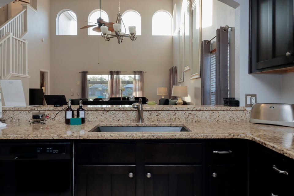 Picture a laid-back evening filled with the aroma of a hearty home-cooked favorite, laughter echoing as stories are shared, and an atmosphere of warmth that feels like a true sanctuary.