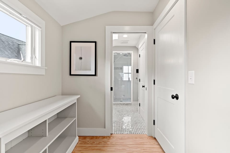 2nd floor bedroom w/ensuite