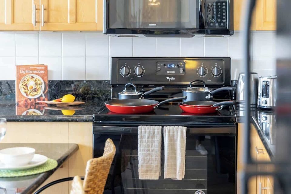 Fully-equipped kitchen