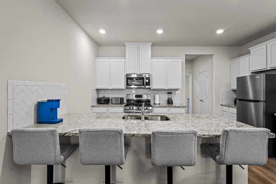 House, Accessible | 3 bedrooms, desk