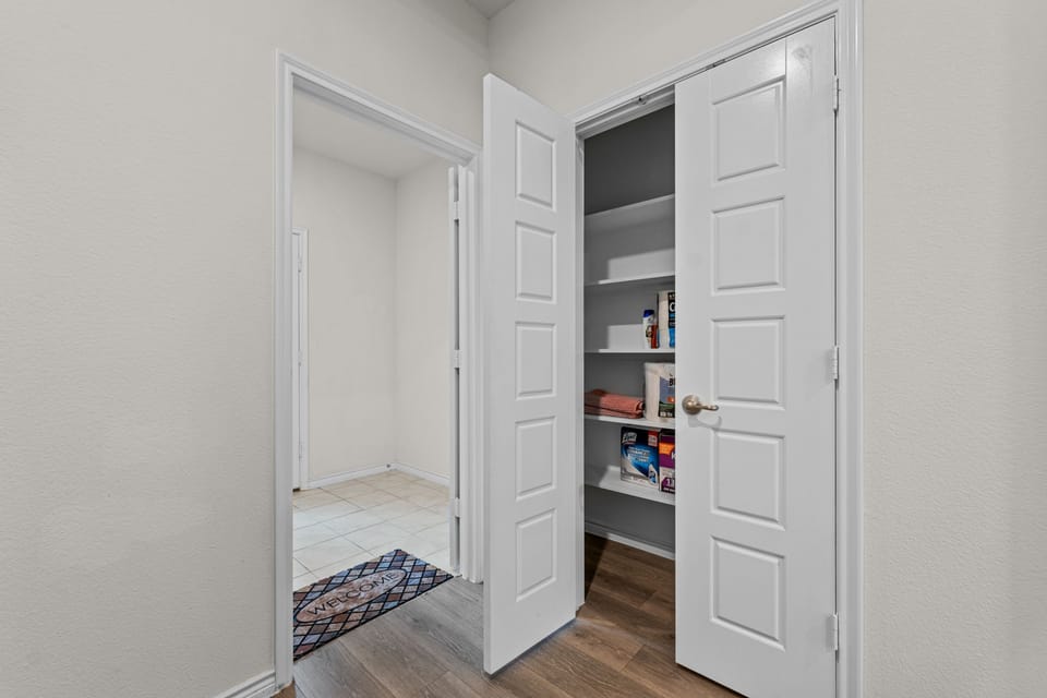 House, Accessible | 3 bedrooms, desk