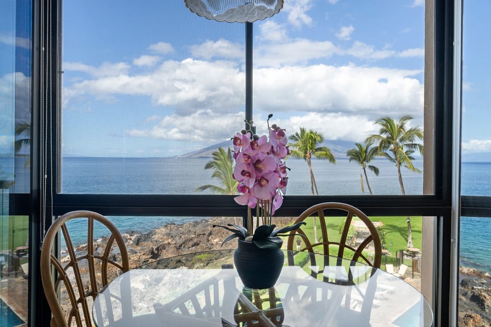 Condo, 1 Bedroom | Dining
