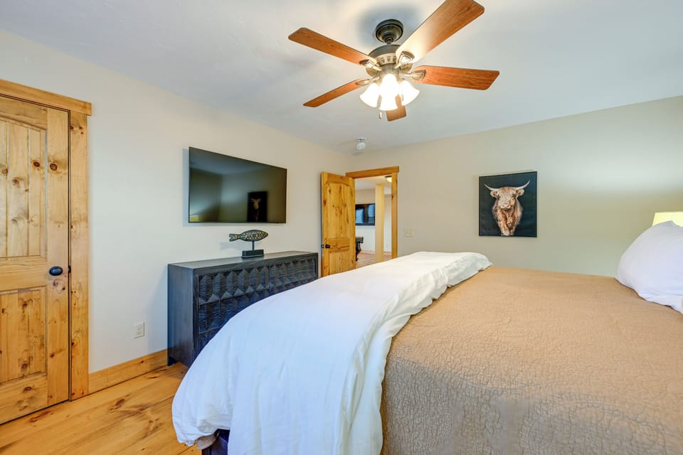 House (3 Bedrooms) | Interior