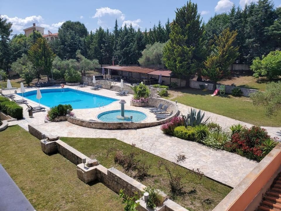 Seasonal outdoor pool