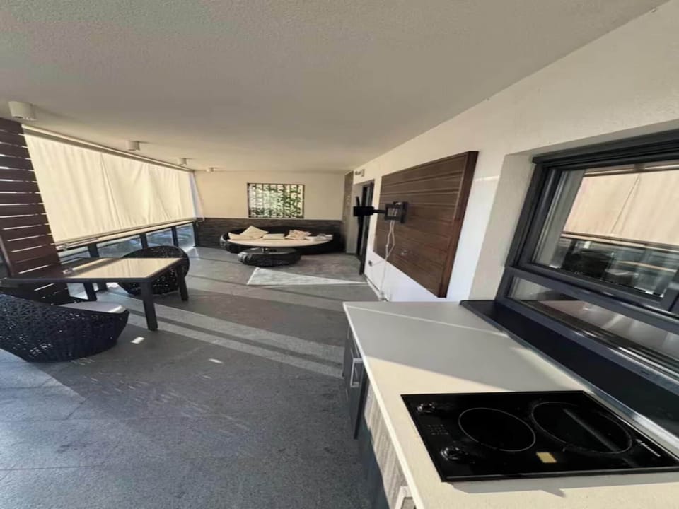 Apartment, 1 Bedroom, Accessible, Private Pool | Interior