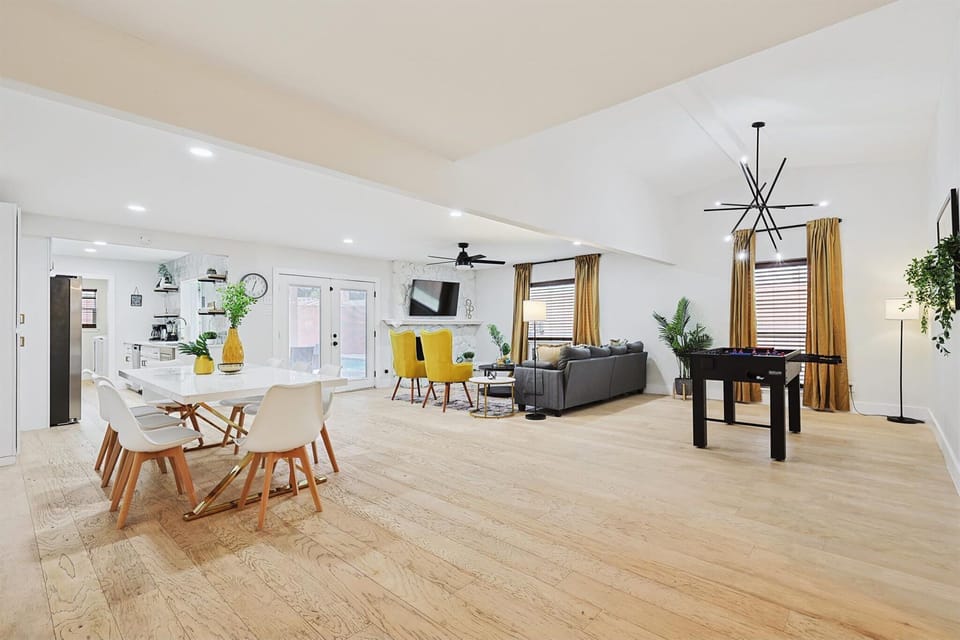 Game room