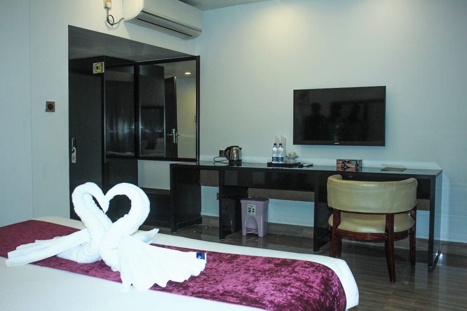 Deluxe Single Room | In-room safe, desk, free WiFi