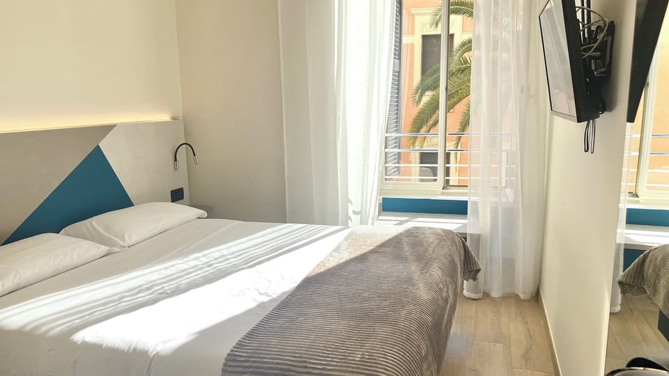 Classic Double Room | Room amenity
