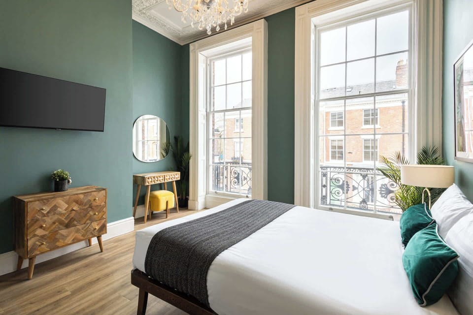 The Falkner Quarters I and II, Liverpool - Host & Stay
