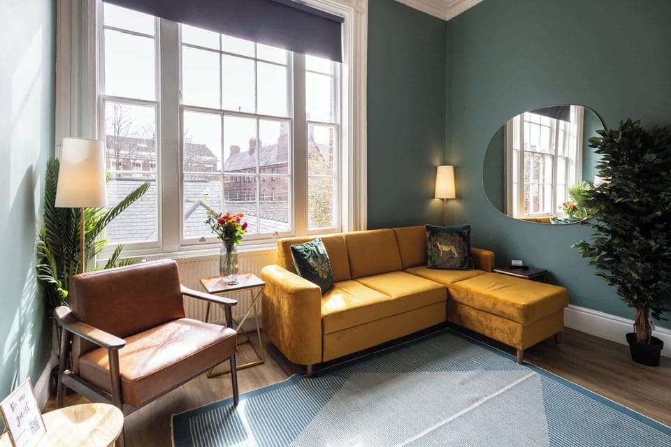 The Falkner Quarters II and III, Liverpool - Host & Stay