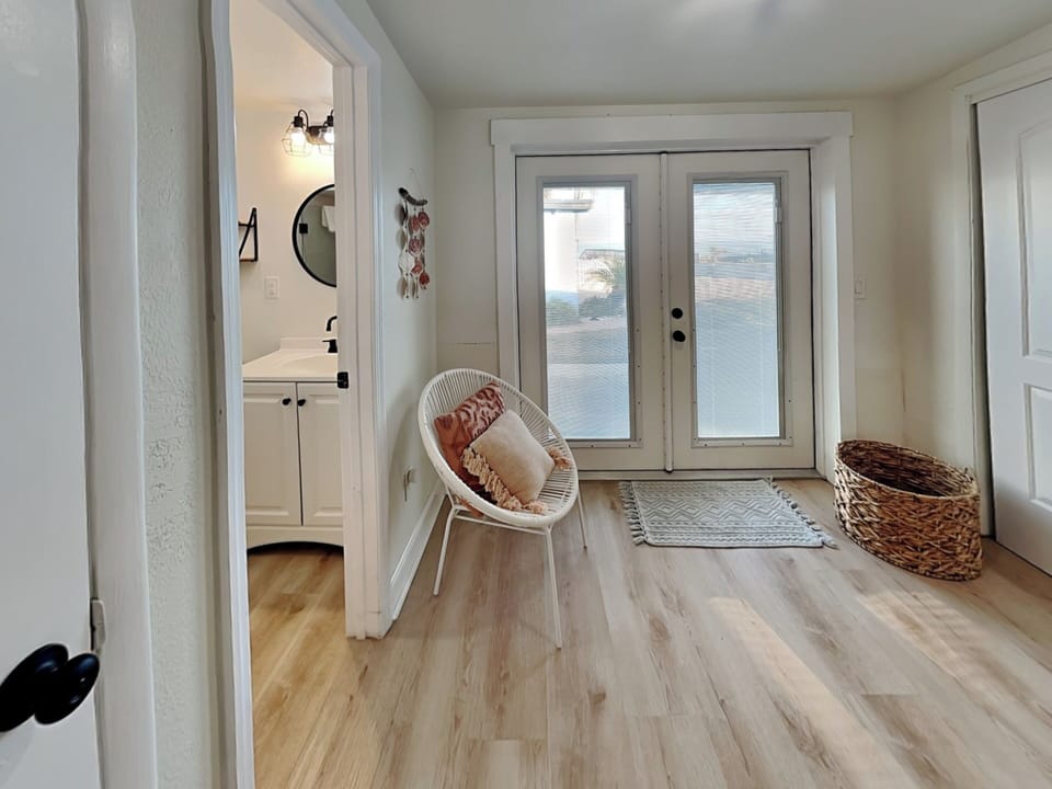 Primary Bedroom - Private Entrance