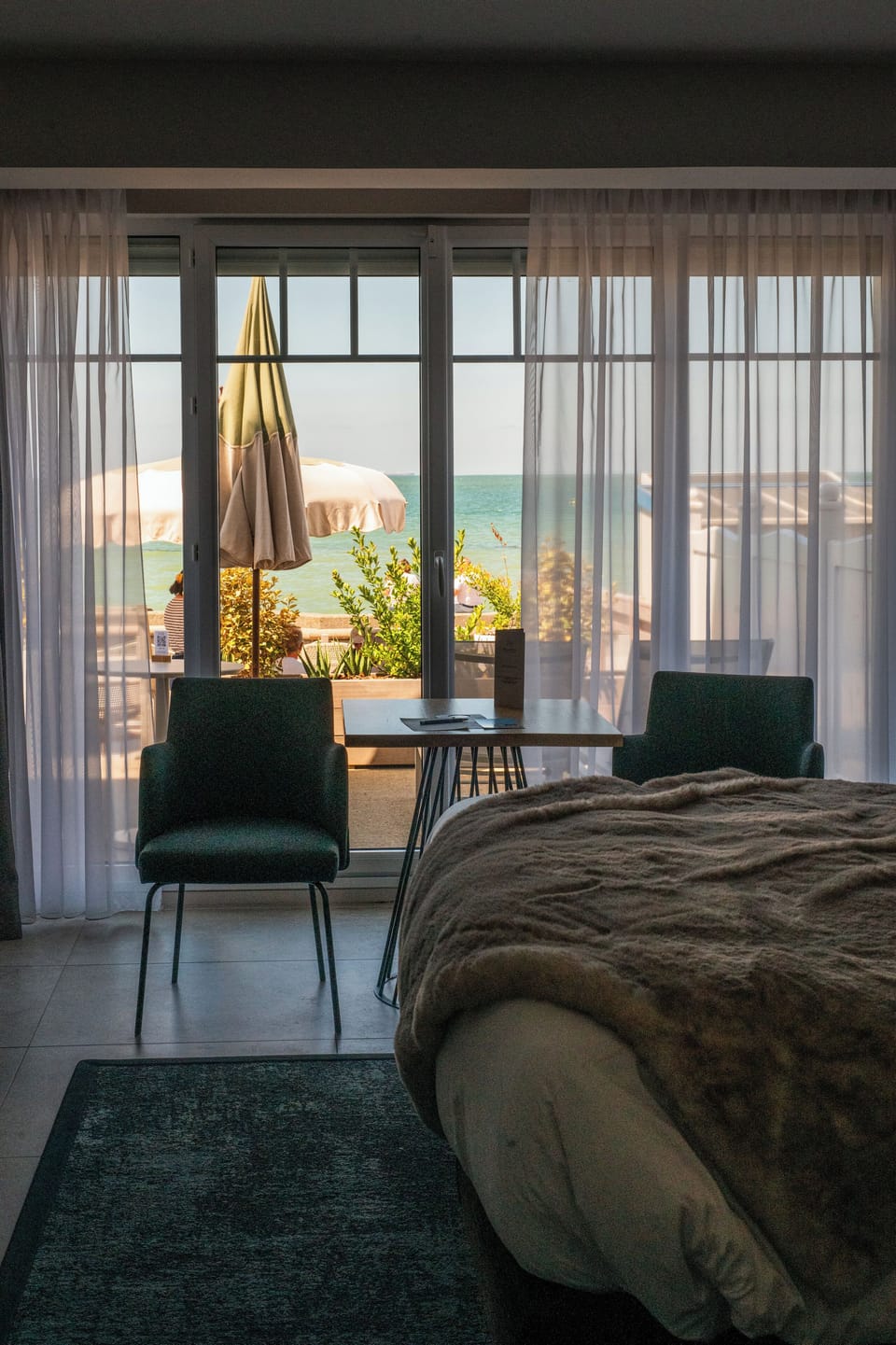 In-room safe, soundproofing, iron/ironing board, free WiFi