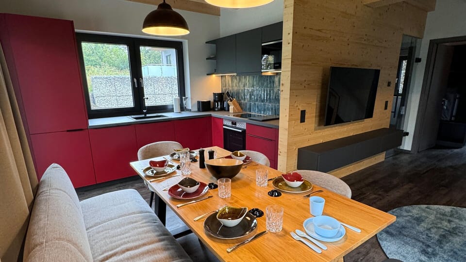 House | Dining