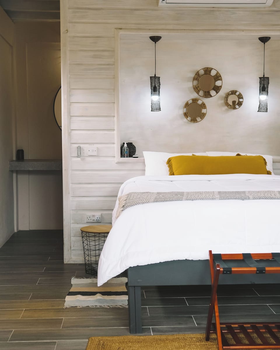Hibiscus Room 