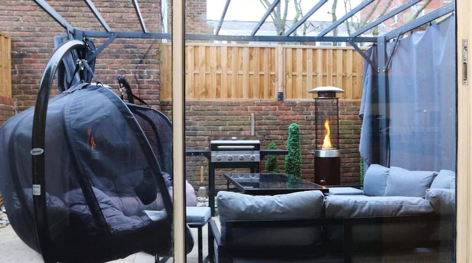 House | Terrace/patio