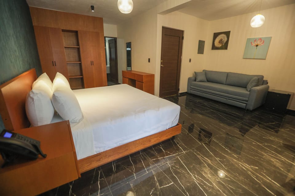 Comfort Suite, Balcony | WiFi (free)