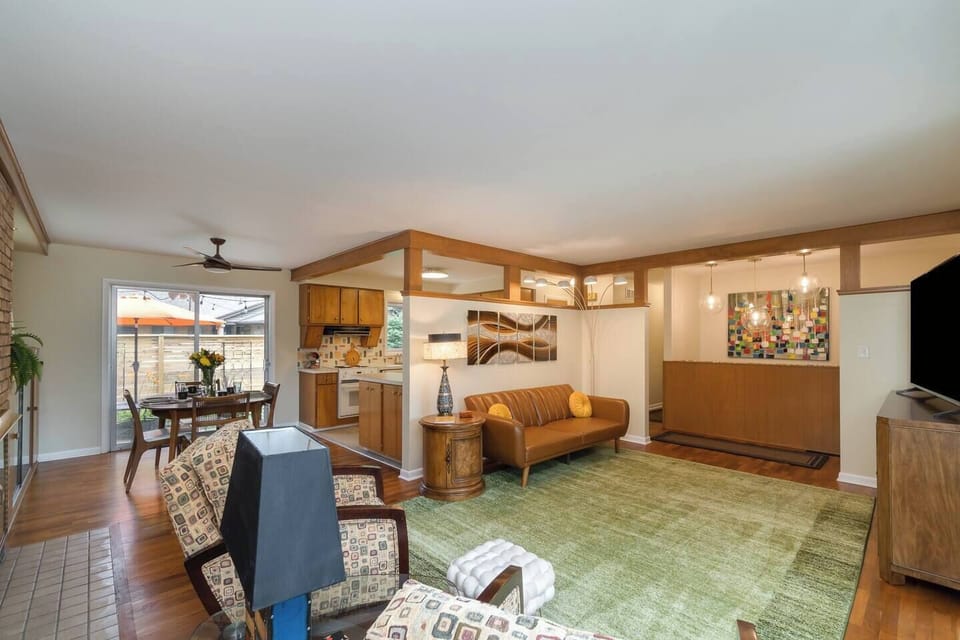 Overview of the common space in the main level