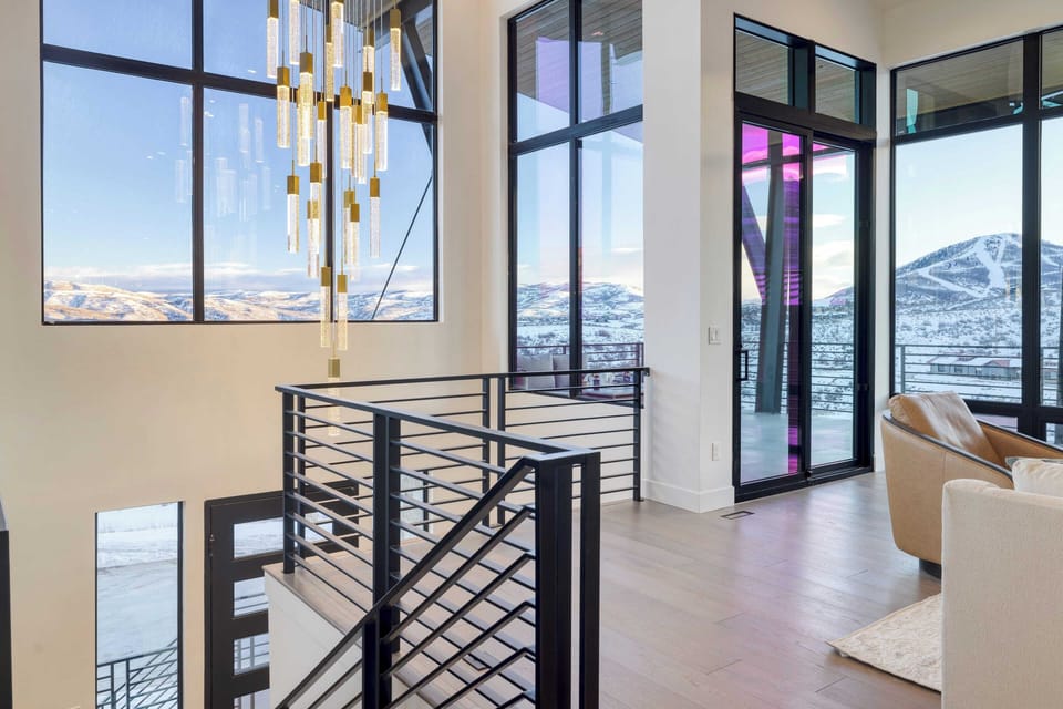 House (5 Bedrooms) | Interior