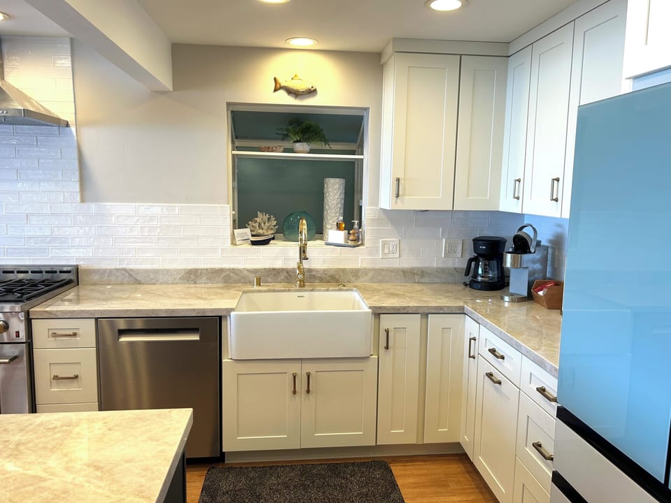 New state-of-the-art kitchen for elevated cooking and entertaining.