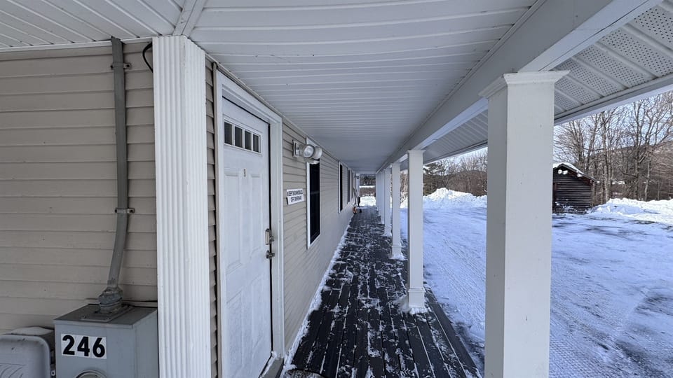 Entry Door to Unit B