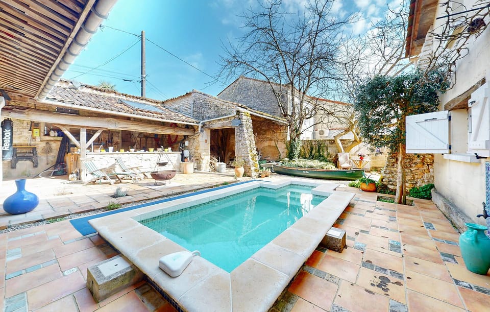 pool