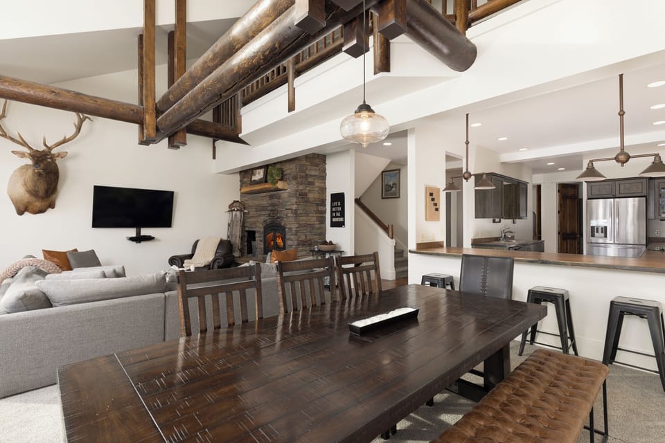 Dining Table | Main Level