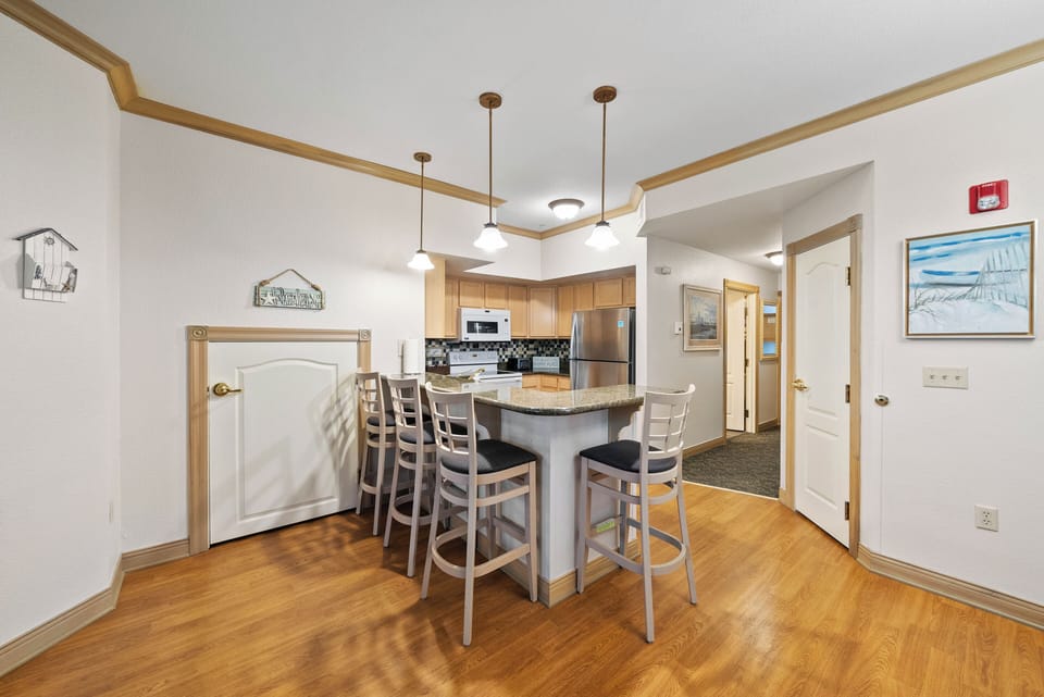 A stylish spot to chat with the chef or enjoy your morning coffee.