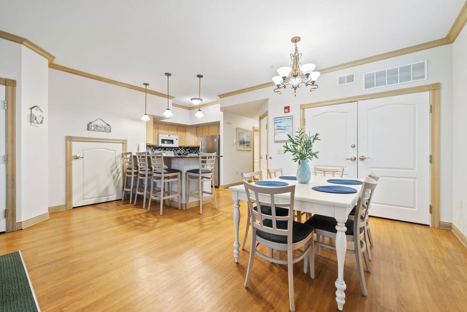 The dining nook—perfect for morning coffee or family dinners.