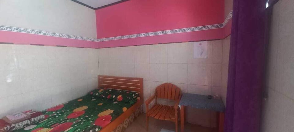 Standard Double Room | Free WiFi, bed sheets