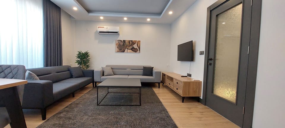 House | 3 bedrooms, desk, Internet