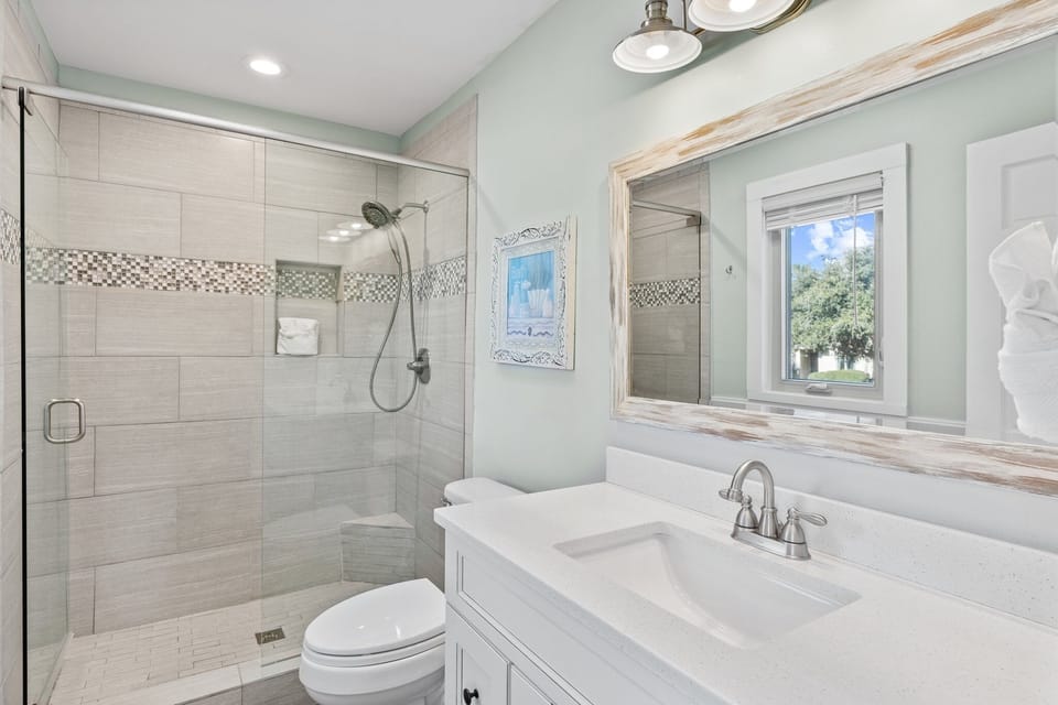Sea Salt 2 Bedroom Condo Apartment in Miramar Beach