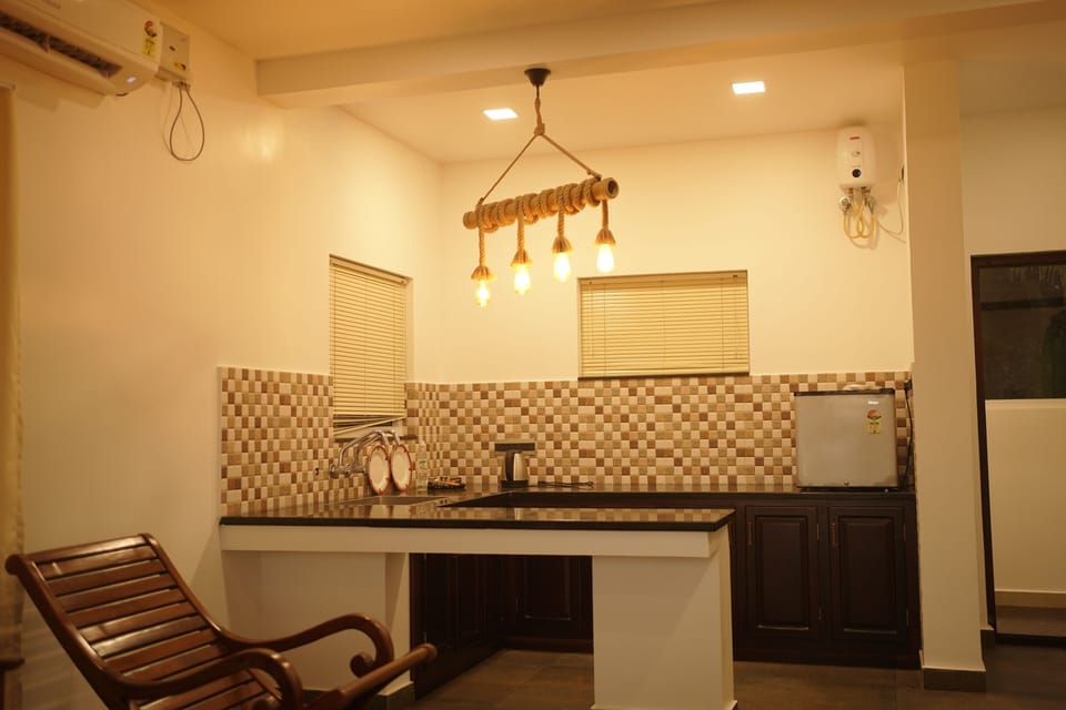 Deluxe Villa, Beach View | Living area