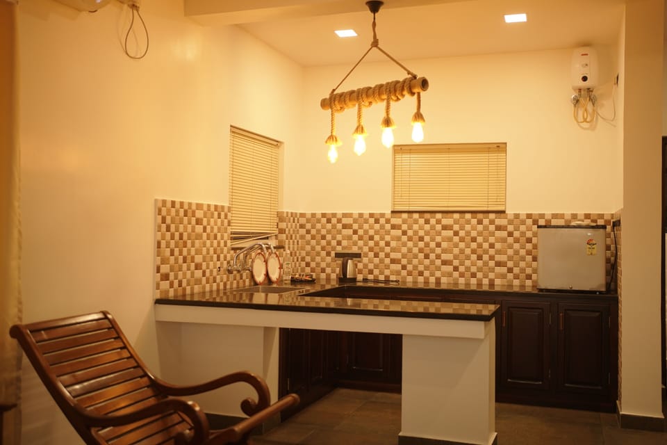 Deluxe Villa, Beach View | Living area