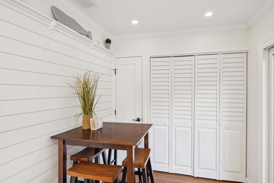 Sip morning coffee or grab a bite at the breakfast table